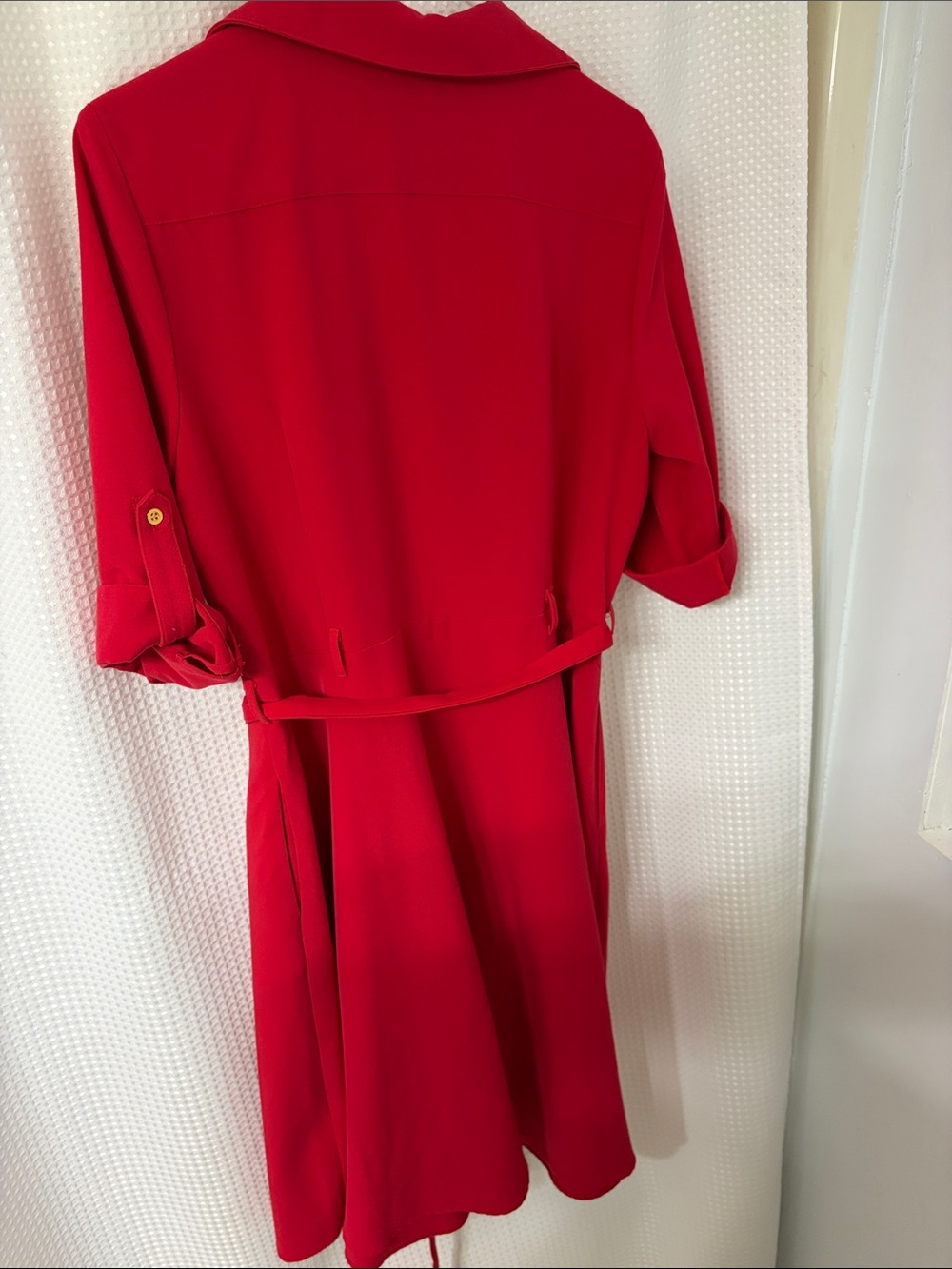 Sharagano Vibrant Red Button-Front Midi Shirt Dress with Belt - Picture 3 of 3